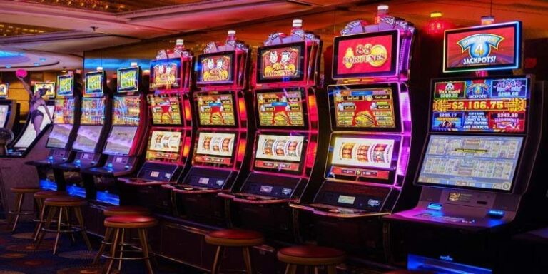 Slot Machines: The Ultimate Player's Guide for 2024